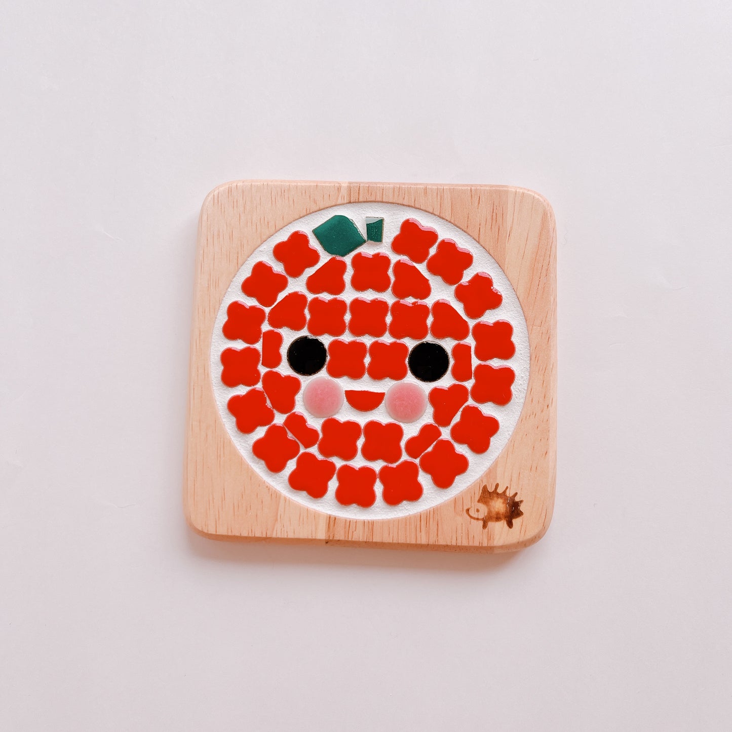 Square coaster/apple